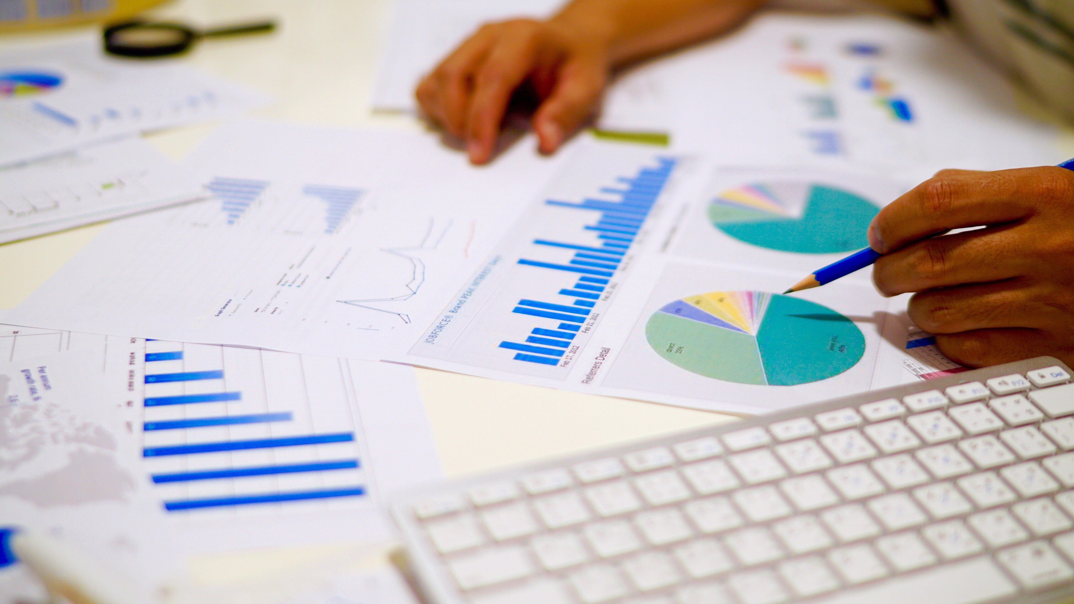 resources-leadership-travel-business-recruitment-analysis-people-hiring-marketing-technology-mission_t20_VKNvmP